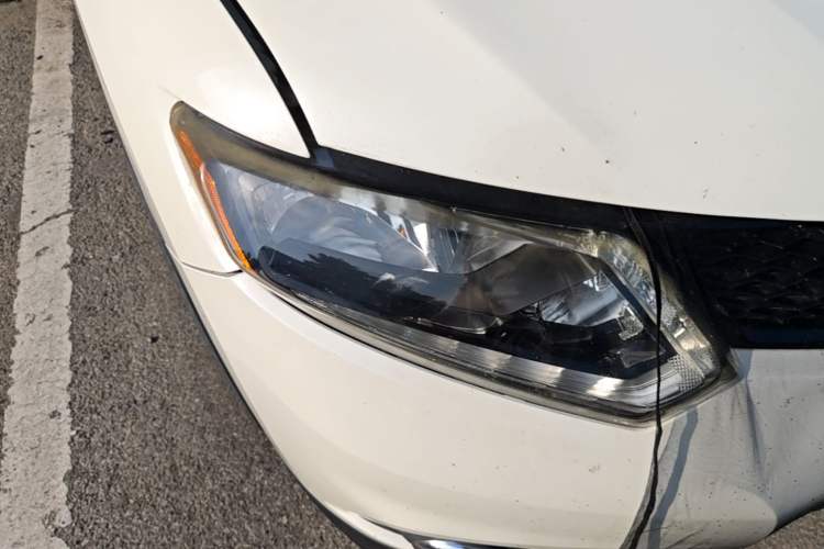 Used Nissan X-Trail 2015 2.0L CVT Comfort MAX Edition 2WD Right Front Headlight
