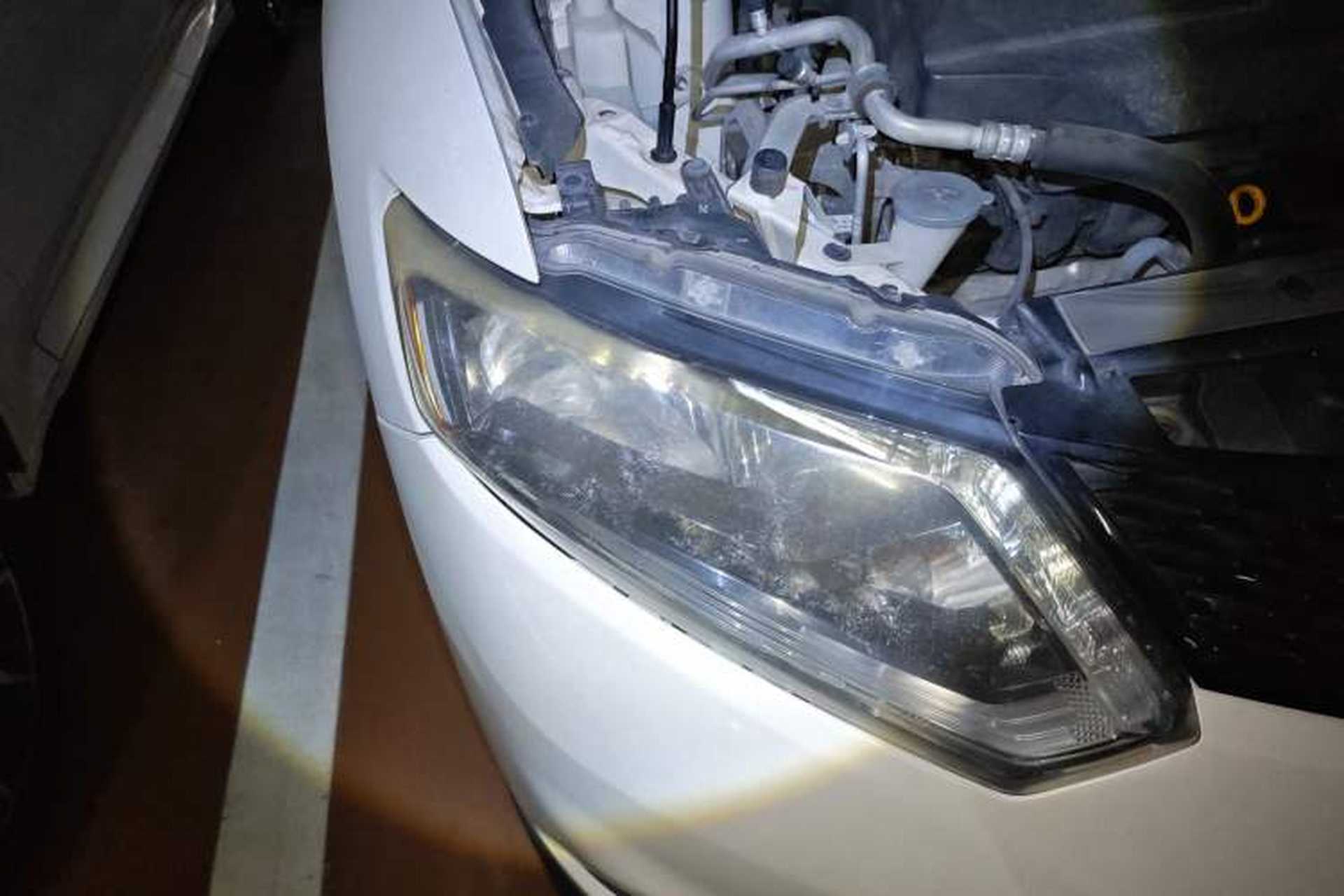 Used Nissan X-Trail 2015 2.0L CVT Comfort MAX Edition 2WD Right Front Headlight
