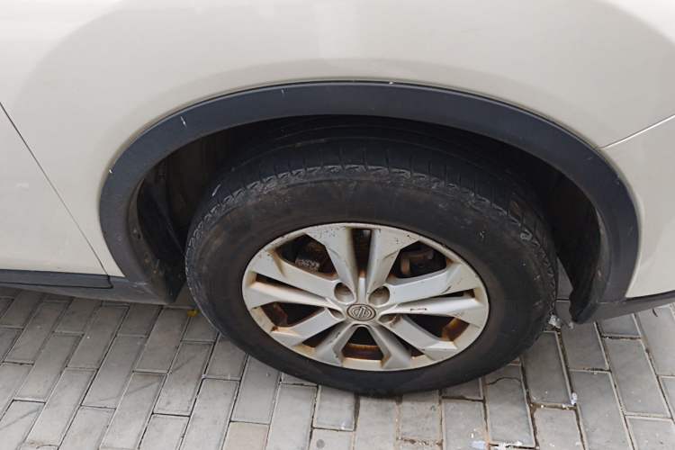 Used Nissan X-Trail 2015 2.0L CVT Comfort MAX Edition 2WD Right Front Wheel Hub
