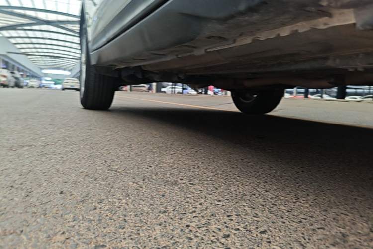 Used Nissan X-Trail 2015 2.5L CVT Leading MAX Edition 4WD Right Side Sill