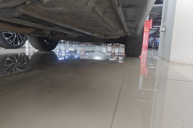 Used Nissan X-Trail 2015 2.0L CVT Comfort MAX Edition 2WD Right Side Sill