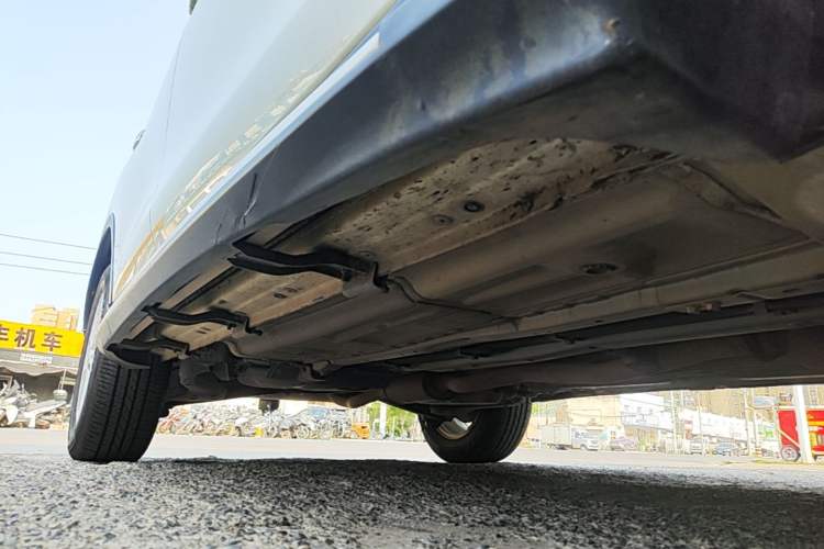 Used Nissan X-Trail 2015 2.0L CVT Comfort MAX Edition 2WD Right Side Sill