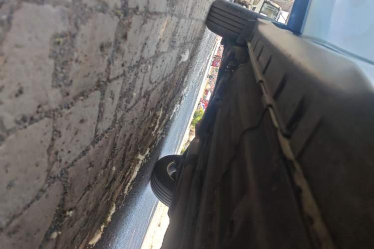 Used Nissan X-Trail 2015 2.0L CVT Comfort MAX Edition 2WD Right Side Sill