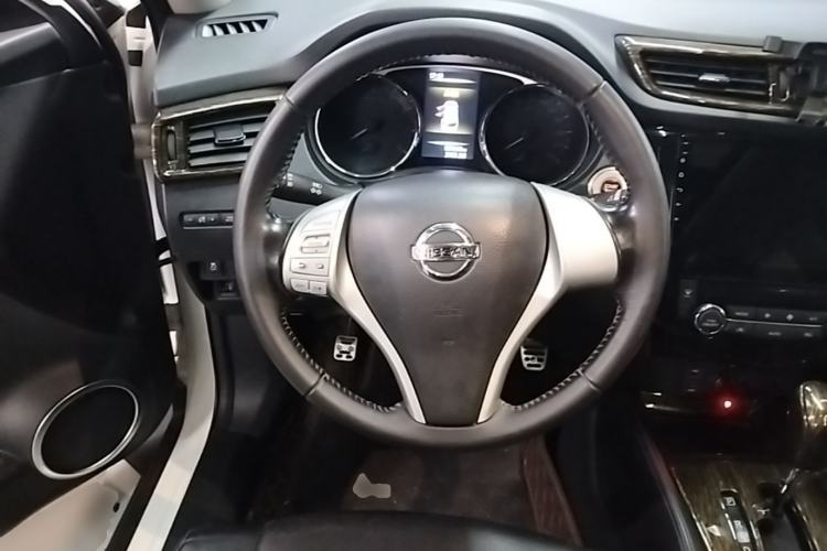 Used Nissan X-Trail 2015 2.5L CVT Leading MAX Edition 4WD Steering Wheel