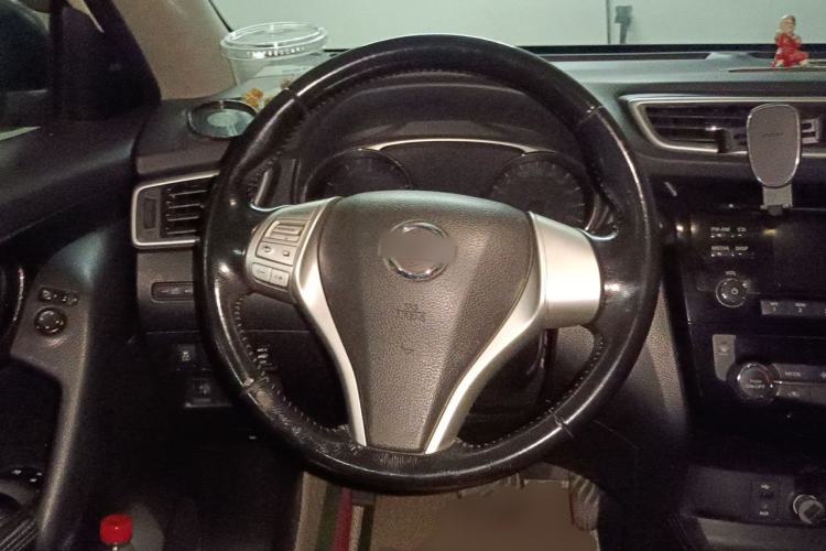 Used Nissan X-Trail 2015 2.5L CVT Leading MAX Edition 4WD Steering Wheel