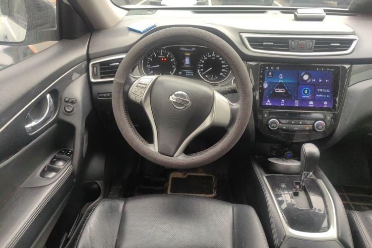 Used Nissan X-Trail 2015 2.5L CVT Leading MAX Edition 4WD Steering Wheel