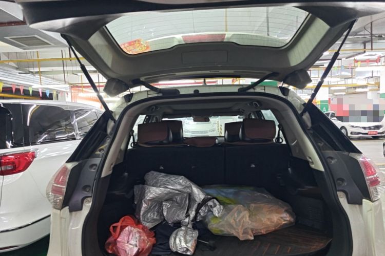 Used Nissan X-Trail 2015 2.0L CVT Comfort MAX Edition 2WD Trunk