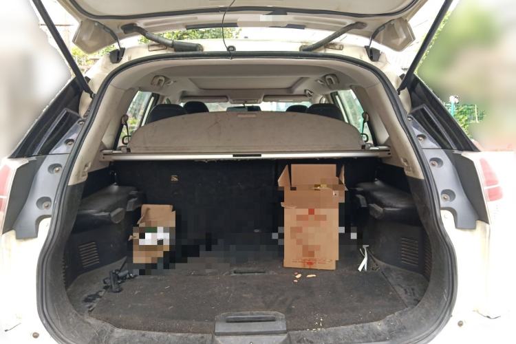 Used Nissan X-Trail 2015 2.0L CVT Comfort MAX Edition 2WD Trunk