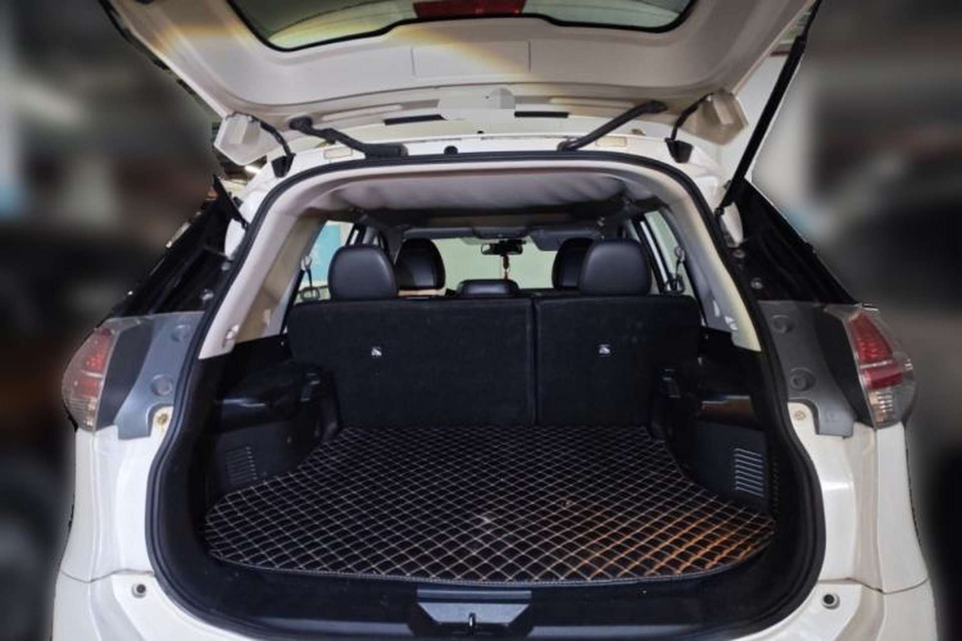 Used Nissan X-Trail 2015 2.0L CVT Comfort MAX Edition 2WD Trunk