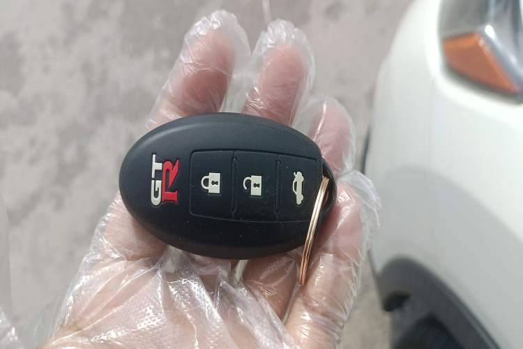 Used Nissan X-Trail 2015 2.0L CVT Comfort MAX Edition 2WD Vehicle Key