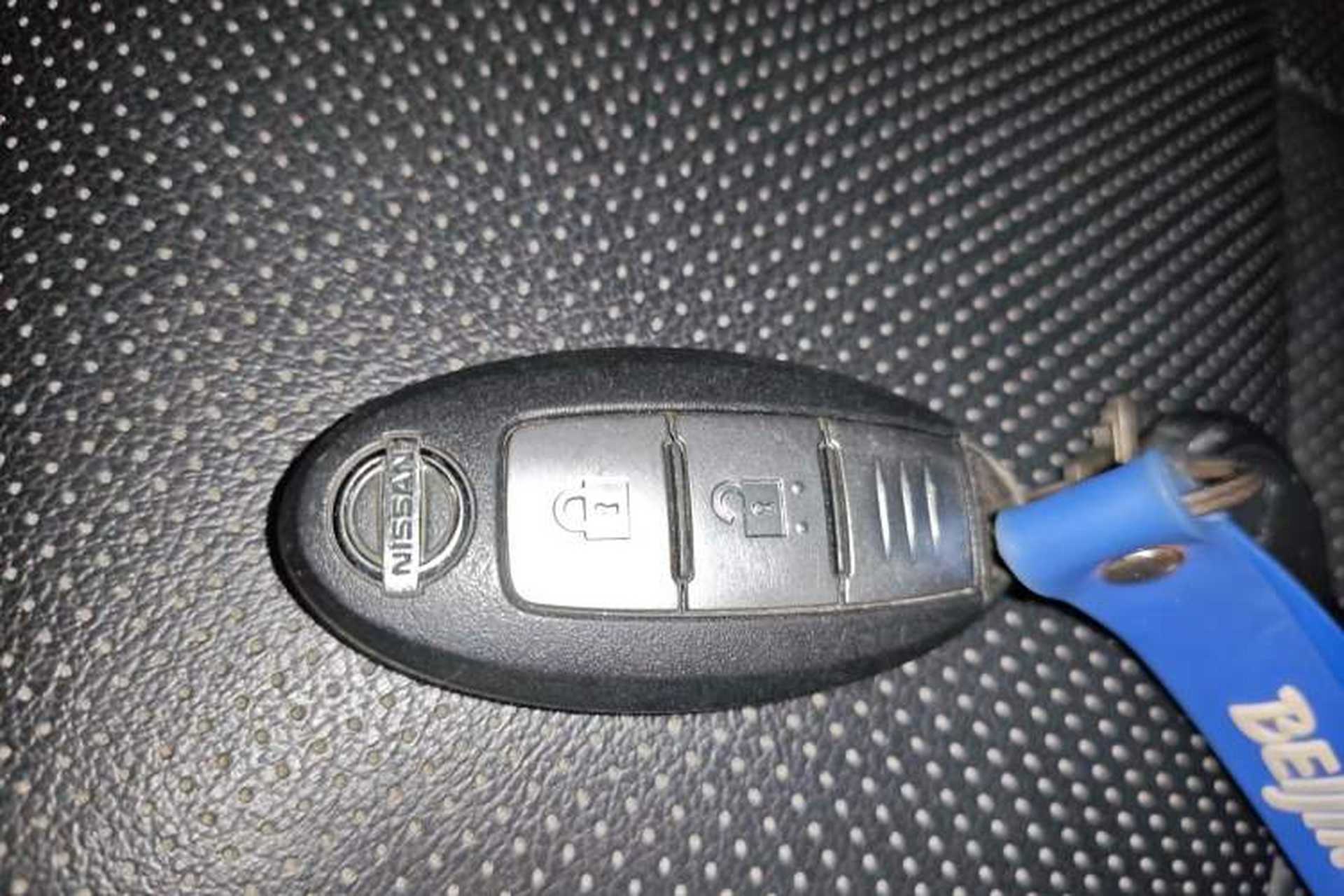 Used Nissan X-Trail 2015 2.0L CVT Comfort MAX Edition 2WD Vehicle Key