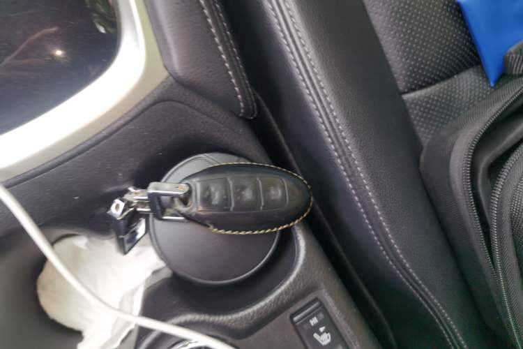 Used Nissan X-Trail 2015 2.5L CVT Leading MAX Edition 4WD Vehicle Key