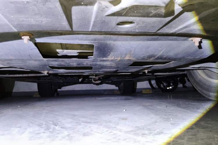 Used Nissan X-Trail 2015 2.0L CVT Comfort MAX Edition 2WD Chassis Front