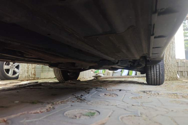 Used Nissan X-Trail 2015 2.0L CVT Comfort MAX Edition 2WD Chassis Front Left