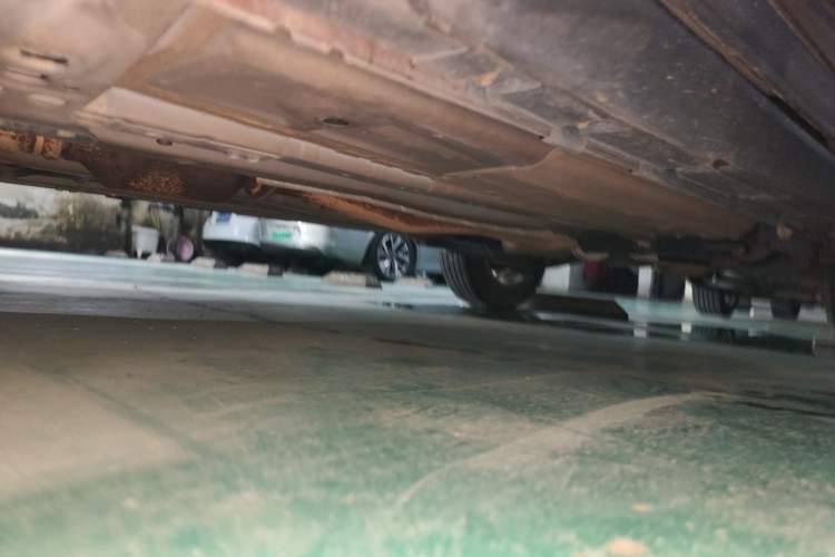 Used Nissan X-Trail 2015 2.0L CVT Comfort MAX Edition 2WD Chassis Front Left