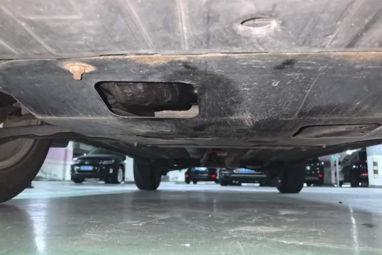 Used Nissan X-Trail 2015 2.0L CVT Comfort MAX Edition 2WD Chassis Front