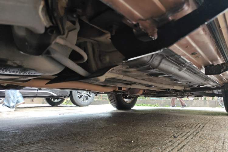 Used Nissan X-Trail 2015 2.0L CVT Comfort MAX Edition 2WD Chassis Rear Right