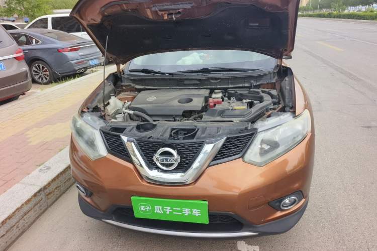 Used Nissan X-Trail 2015 2.0L CVT Comfort MAX Edition 2WD Engine Bay
