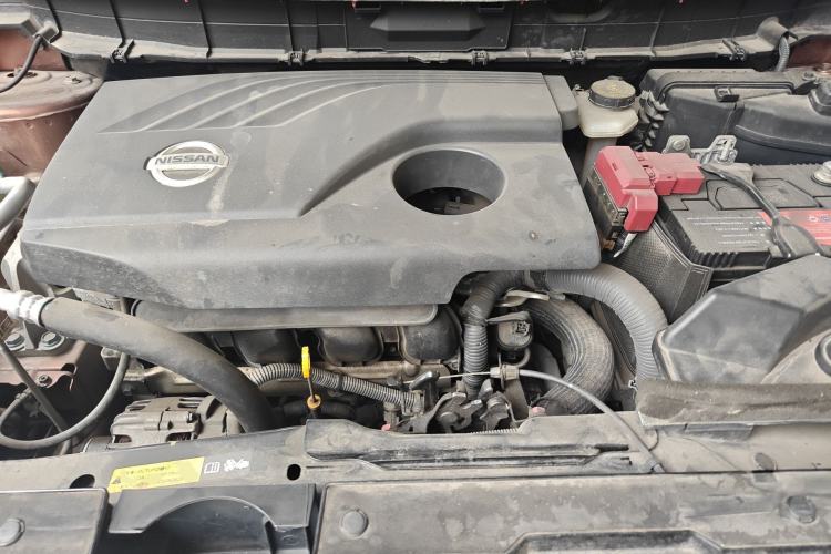 Used Nissan X-Trail 2015 2.0L CVT Comfort MAX Edition 2WD Engine Bay
