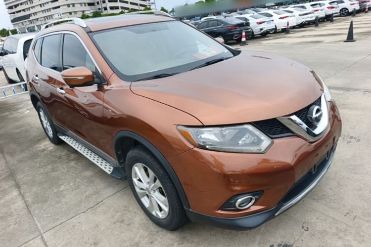 Used Nissan X-Trail 2015 2.0L CVT Comfort MAX Edition 2WD Exterior 1