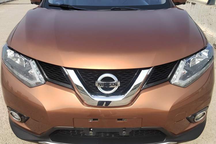 Used Nissan X-Trail 2015 2.0L CVT Comfort MAX Edition 2WD Exterior 6