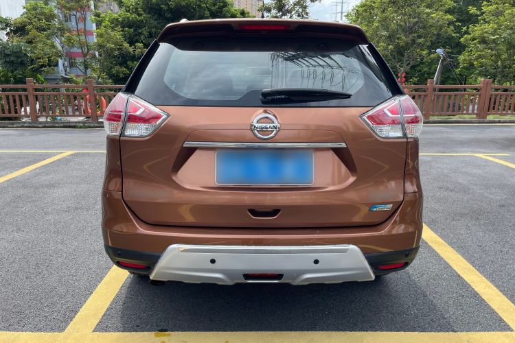 Used Nissan X-Trail 2015 2.0L CVT Comfort MAX Edition 2WD Exterior 7