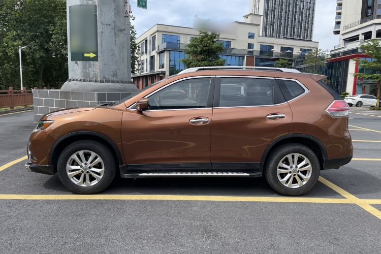 Used Nissan X-Trail 2015 2.0L CVT Comfort MAX Edition 2WD Exterior 9