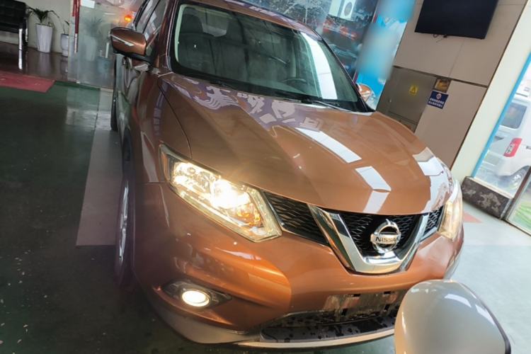 Used Nissan X-Trail 2015 2.0L CVT Comfort MAX Edition 2WD Front
