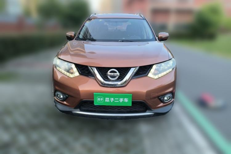 Used Nissan X-Trail 2015 2.5L CVT Leading MAX Edition 4WD Front