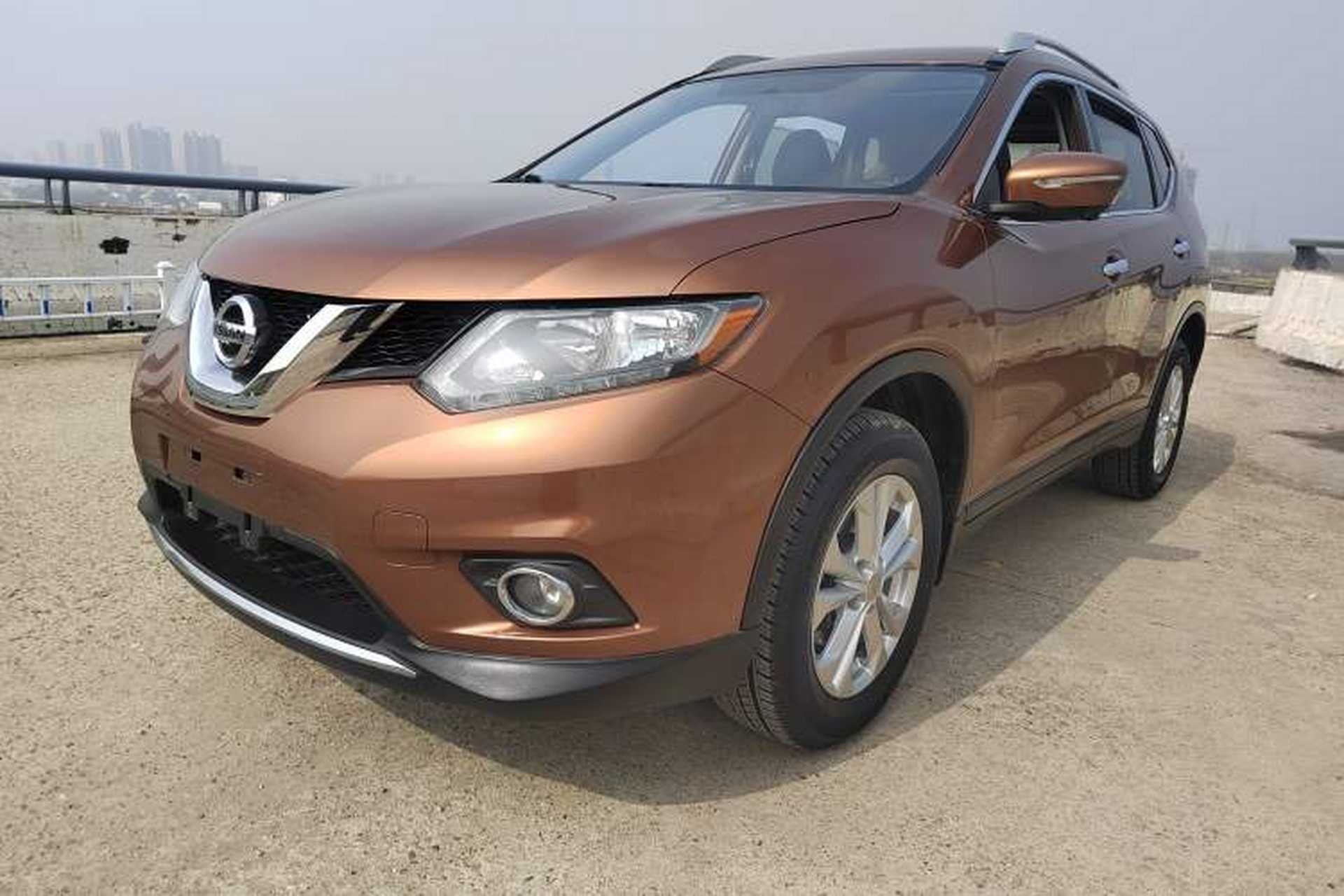 Used Nissan X-Trail 2015 2.0L CVT Comfort MAX Edition 2WD Front Left 45 Deg