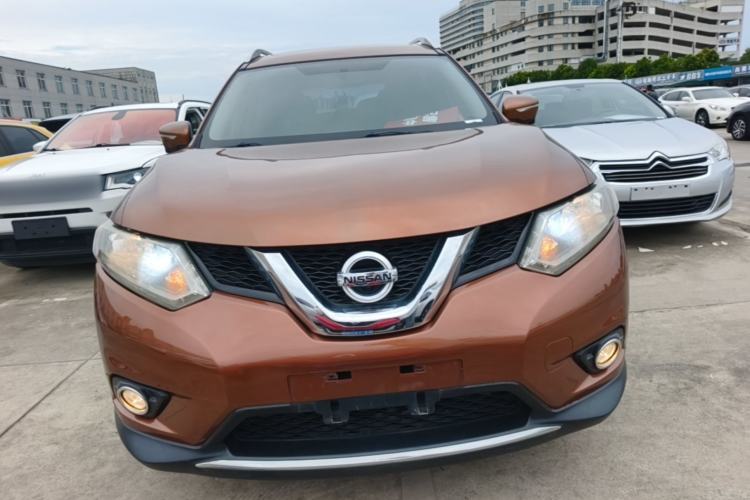 Used Nissan X-Trail 2015 2.0L CVT Comfort MAX Edition 2WD Front