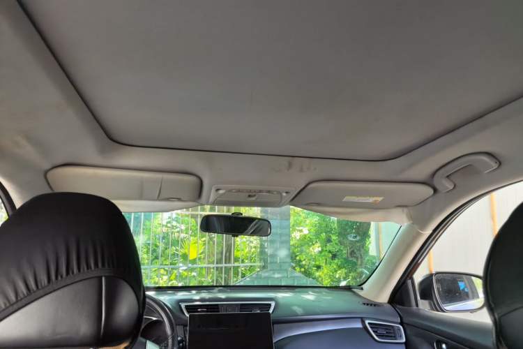 Used Nissan X-Trail 2015 2.0L CVT Comfort MAX Edition 2WD Headliner