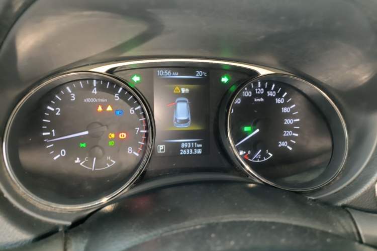Used Nissan X-Trail 2015 2.0L CVT Comfort MAX Edition 2WD Instrument Cluster