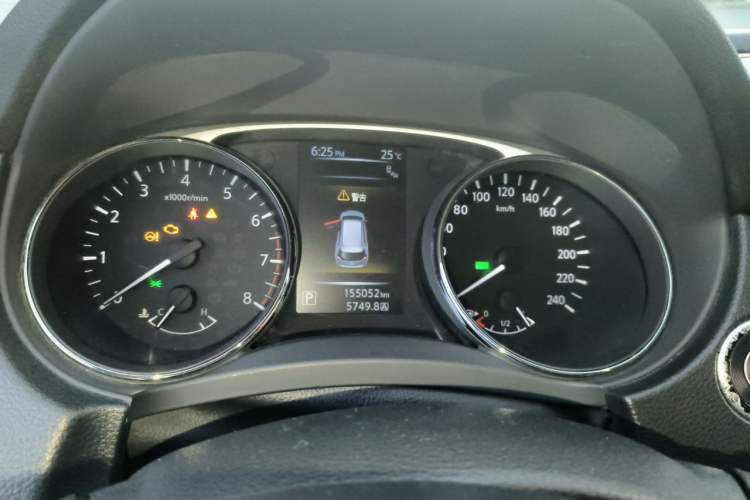 Used Nissan X-Trail 2015 2.5L CVT Leading MAX Edition 4WD Instrument Cluster