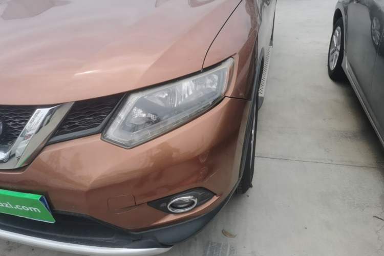 Used Nissan X-Trail 2015 2.0L CVT Comfort MAX Edition 2WD Left Front Headlight