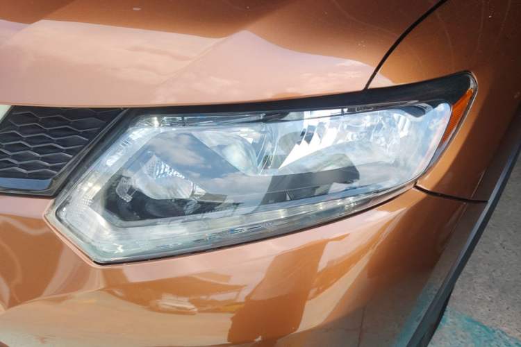 Used Nissan X-Trail 2015 2.0L CVT Comfort MAX Edition 2WD Left Front Headlight