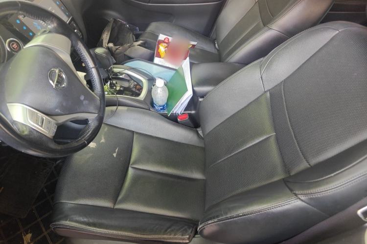 Used Nissan X-Trail 2015 2.0L CVT Comfort MAX Edition 2WD Left Front Seat