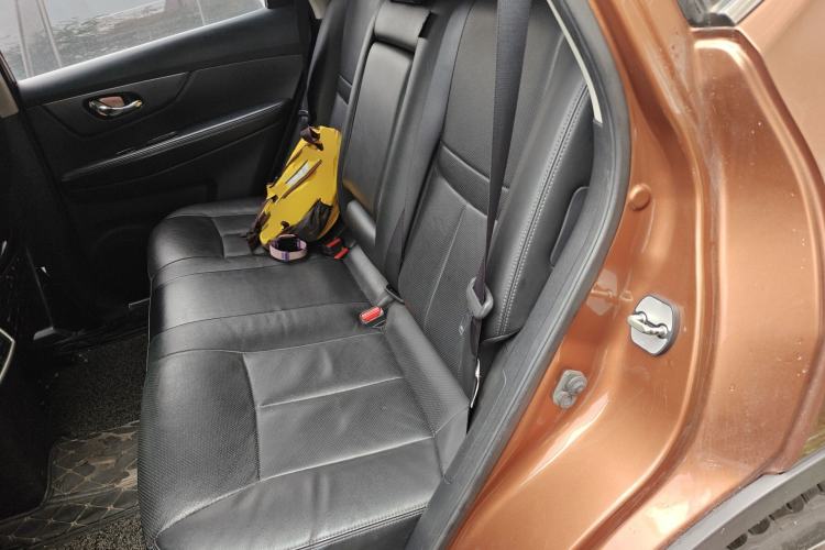Used Nissan X-Trail 2015 2.0L CVT Comfort MAX Edition 2WD Left Rear Seat