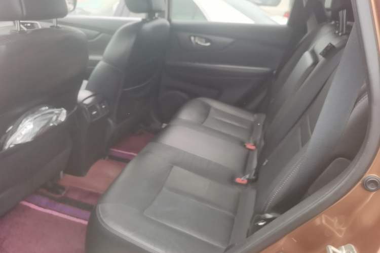 Used Nissan X-Trail 2015 2.0L CVT Comfort MAX Edition 2WD Left Rear Seat