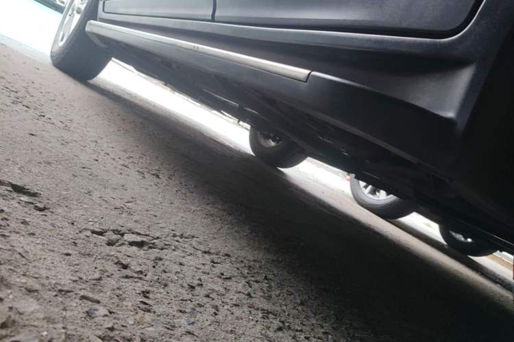 Used Nissan X-Trail 2015 2.0L CVT Comfort MAX Edition 2WD Left Side Sill