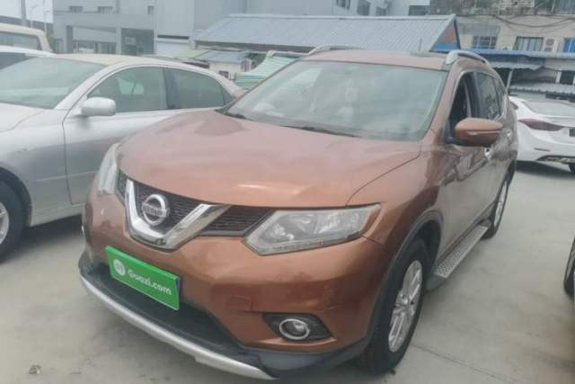 Used Nissan X-Trail 2015 2.0L CVT Comfort MAX Edition 2WD