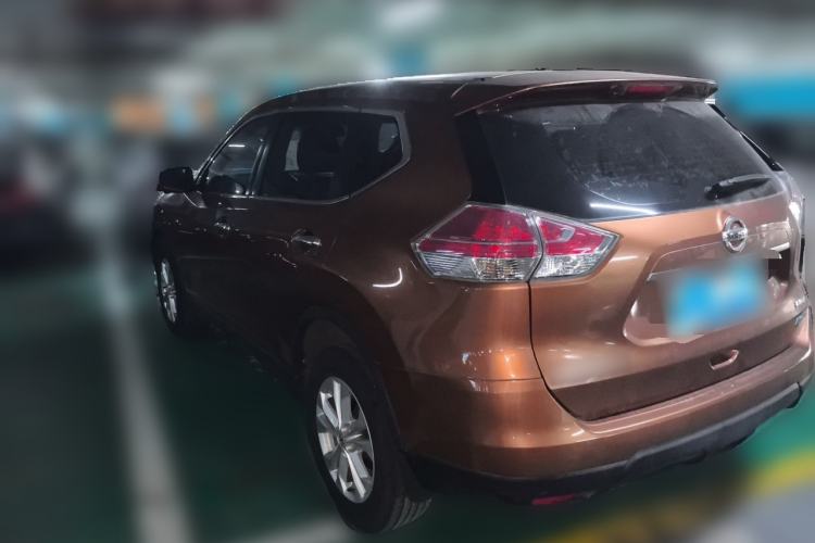 Used Nissan X-Trail 2015 2.0L CVT Comfort MAX Edition 2WD Rear Left 45 Deg