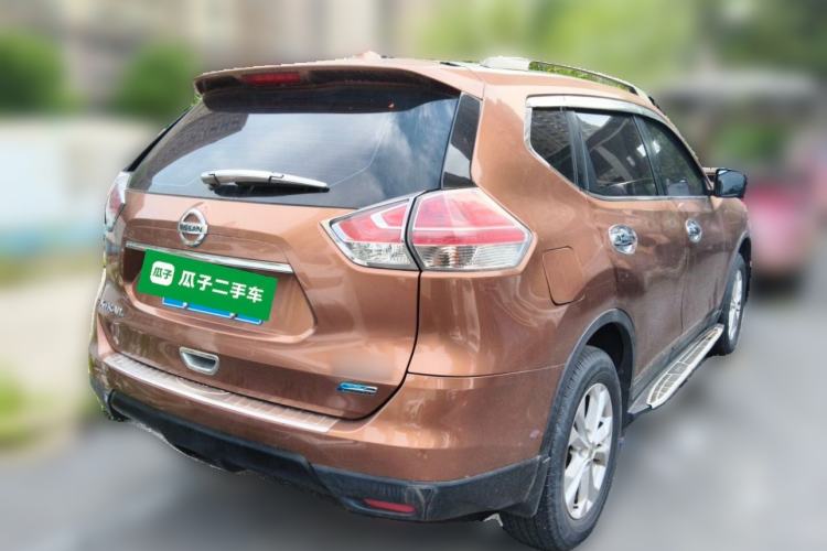 Used Nissan X-Trail 2015 2.0L CVT Comfort MAX Edition 2WD Rear Right 45 Deg