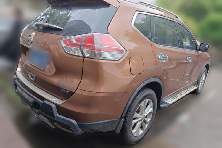 Used Nissan X-Trail 2015 2.0L CVT Comfort MAX Edition 2WD Rear Right 45 Deg