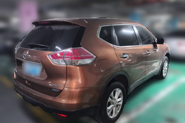 Used Nissan X-Trail 2015 2.0L CVT Comfort MAX Edition 2WD Rear Right 45 Deg