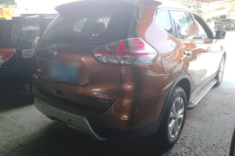 Used Nissan X-Trail 2015 2.0L CVT Comfort MAX Edition 2WD Rear Right 45 Deg