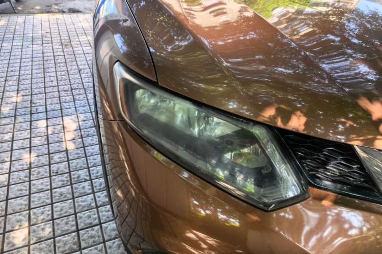 Used Nissan X-Trail 2015 2.0L CVT Comfort MAX Edition 2WD Right Front Headlight