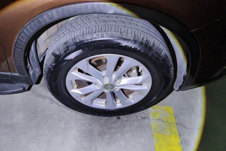 Used Nissan X-Trail 2015 2.0L CVT Comfort MAX Edition 2WD Right Front Wheel Hub