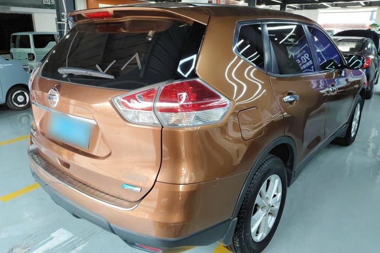 Used Nissan X-Trail 2016 2.0L CVT Smart Enjoyment Version 4WD Rear Right 45 Deg