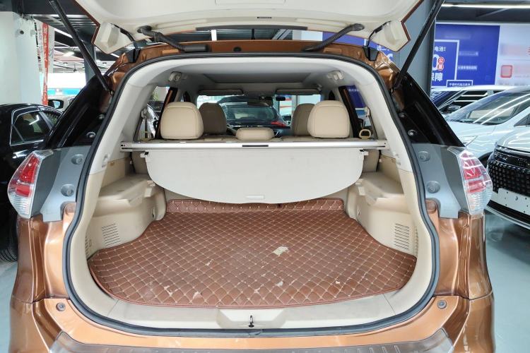 Used Nissan X-Trail 2016 2.0L CVT Smart Enjoyment Version 4WD Trunk